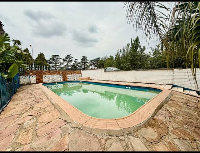 4 BEDROOM HOUSE FOR SALE IN VANDERBIJLPARK SW 1